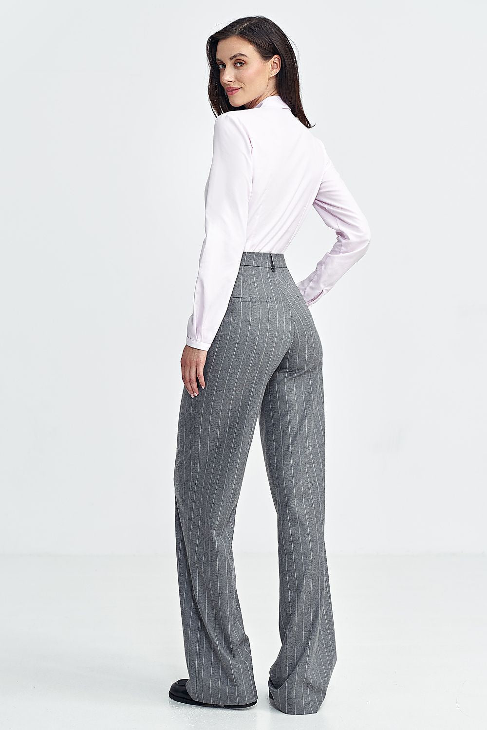 Lange Hose Model 200390 Nife