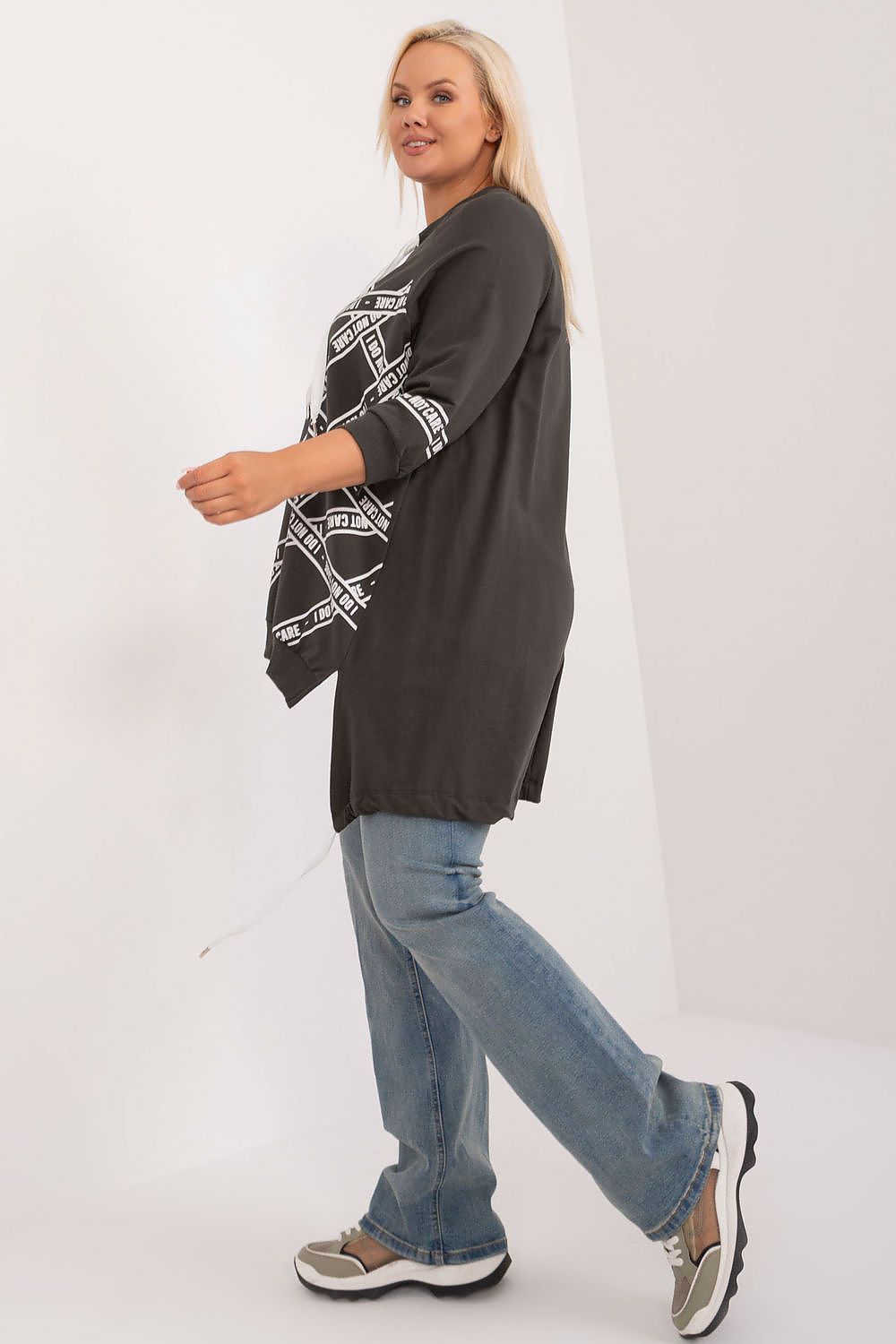 Plus-Size Bluse Model 201846 Relevance