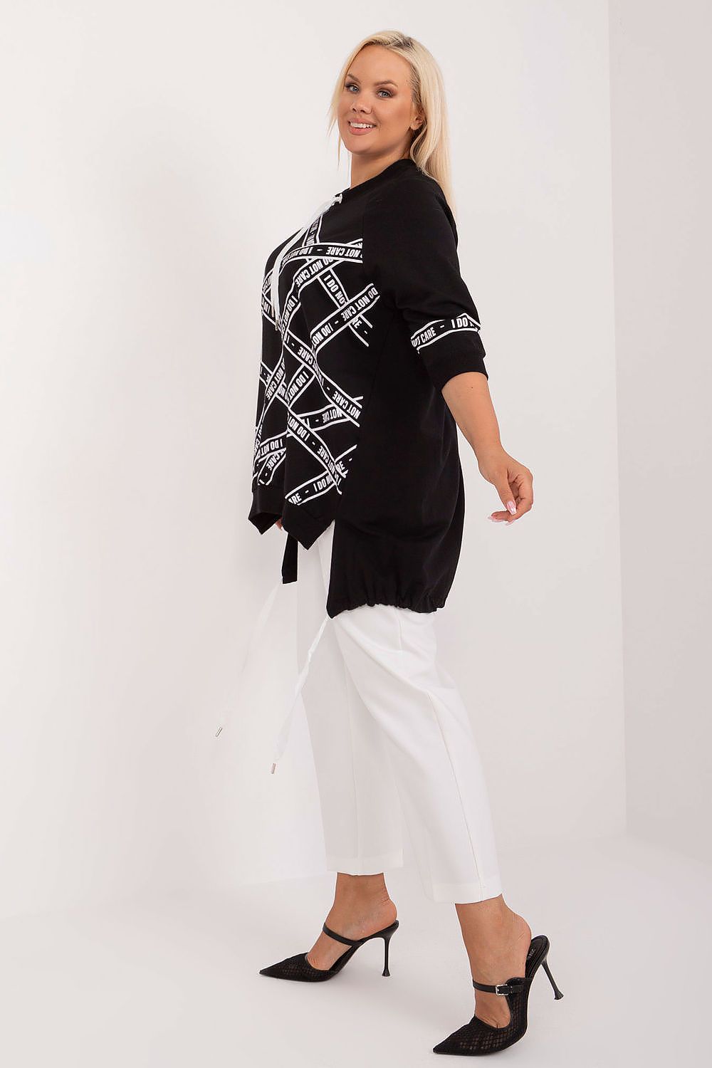 Plus-Size Bluse Model 201846 Relevance