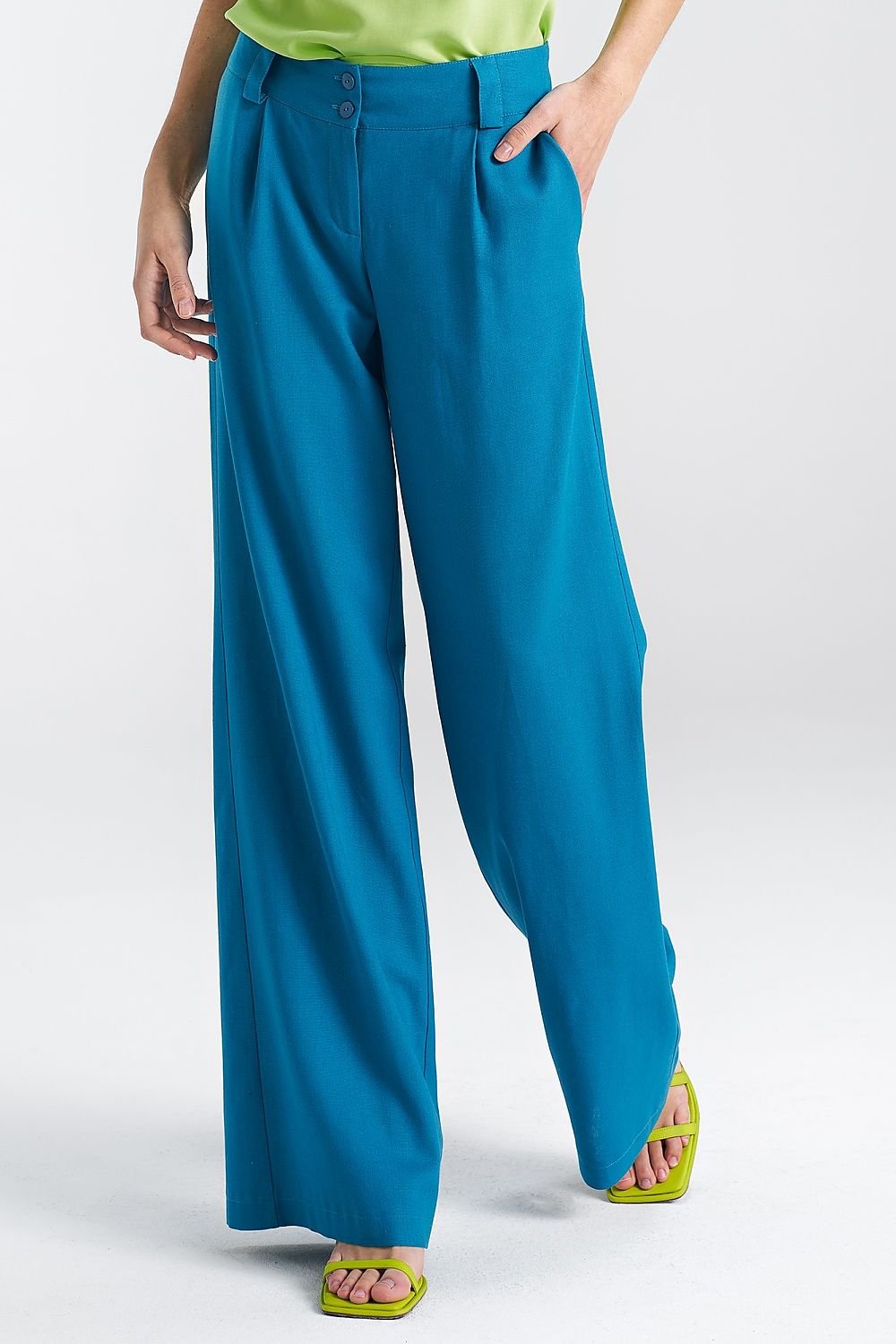 Lange Hose Model 195469 Nife