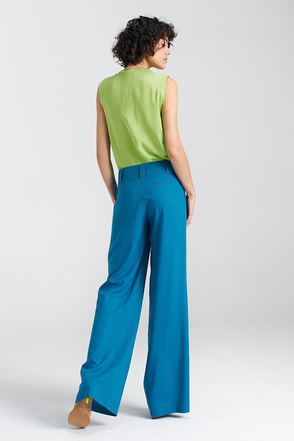Lange Hose Model 195469 Nife