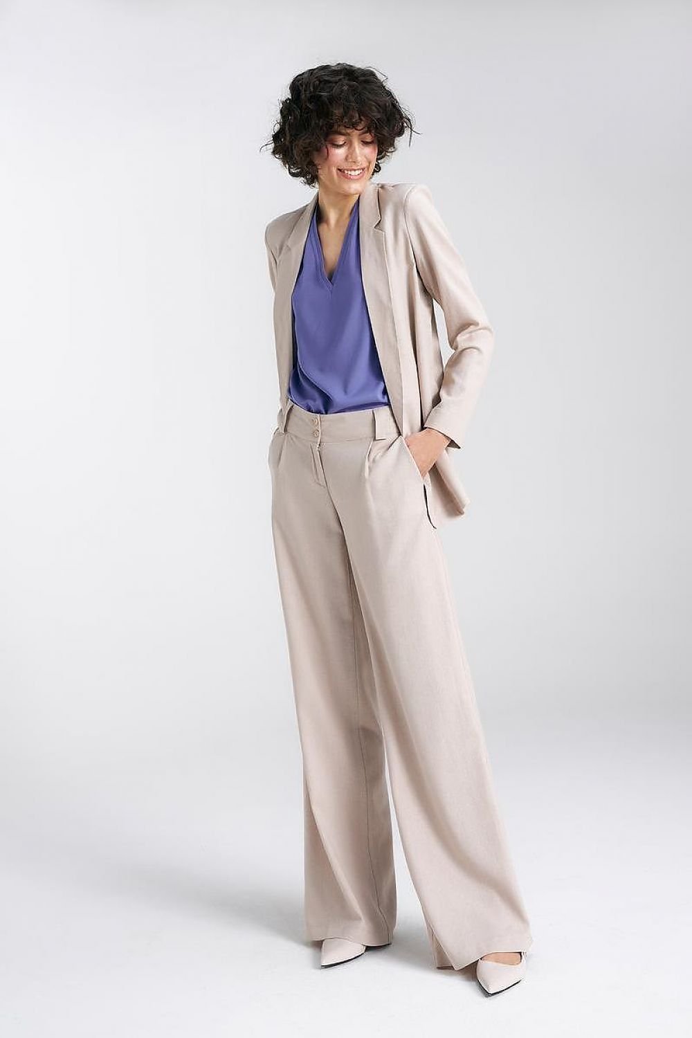 Lange Hose Model 195469 Nife