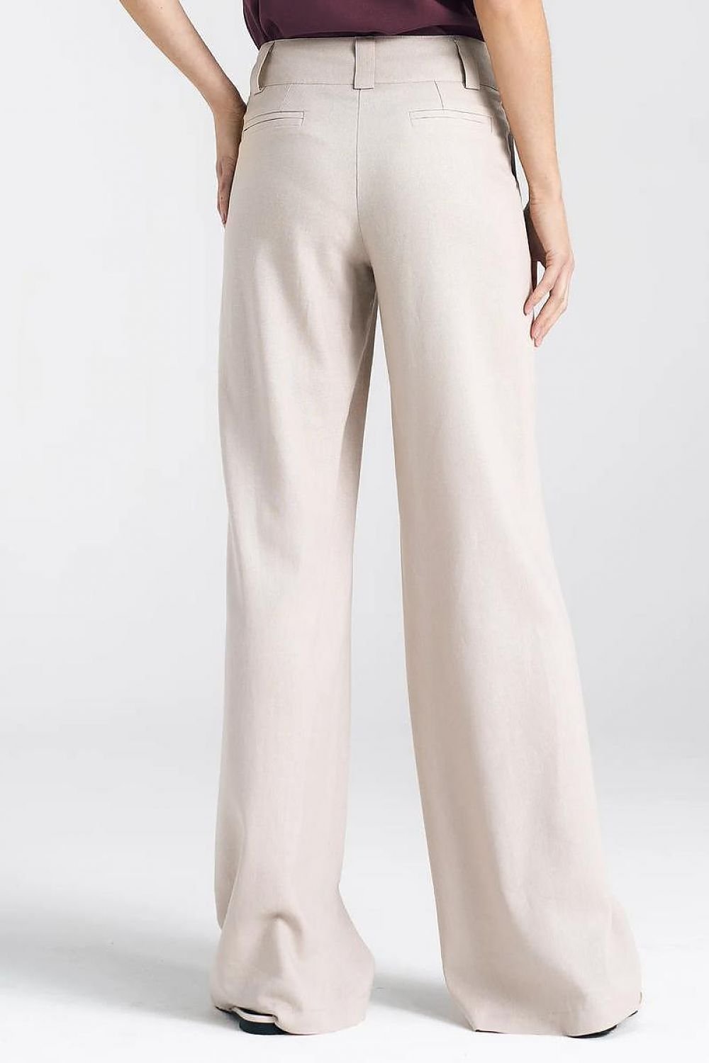 Lange Hose Model 195469 Nife