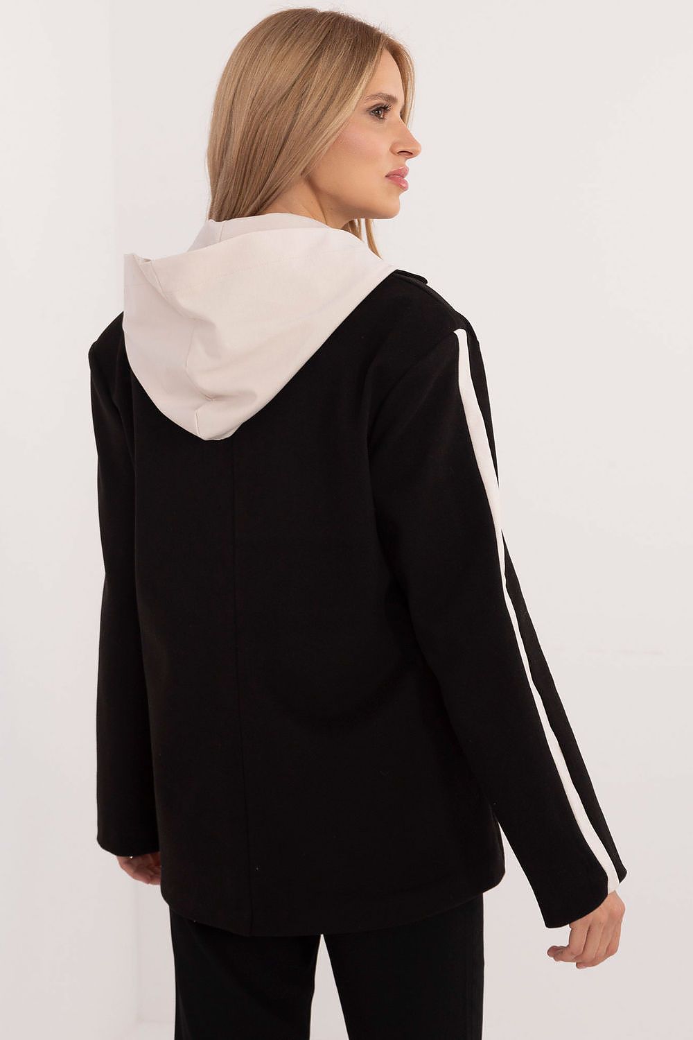 Sakko Model 202422 Italy Moda